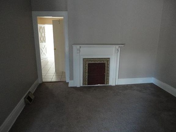 2nd image of 426 Truby St