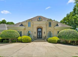 5417 Bevington Pl, Charlotte, NC 28277