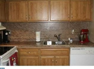 4F Dennison Dr #411, East Windsor, NJ 08520