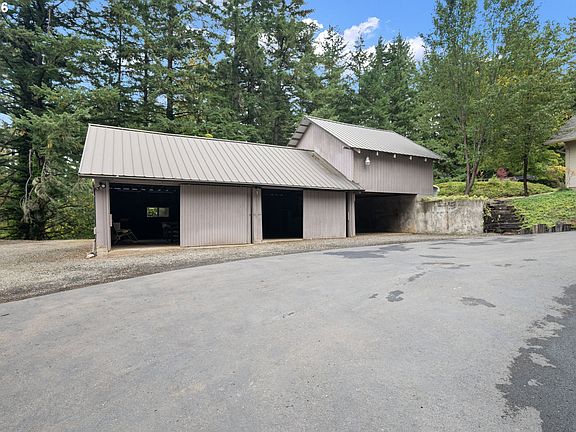 5th image of 35982 Shoreview Dr