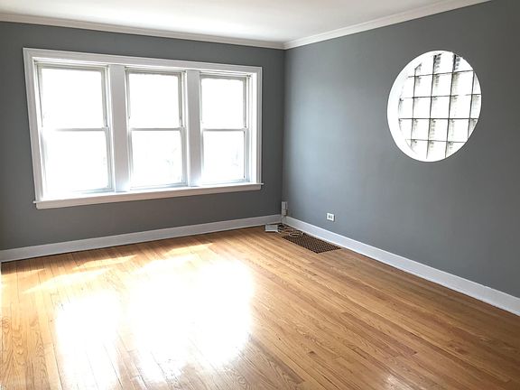 2nd image of 1620 Oak Park Ave #2