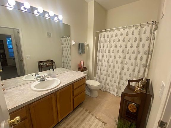 5th image of 10550 Baymeadows Rd Unit 327