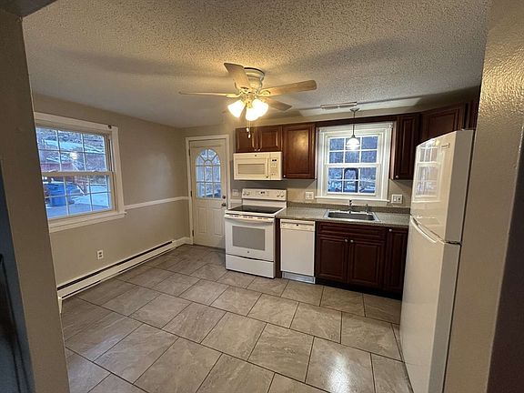 2nd image of 48-50 Elm Cir
