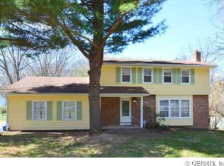153 Thornell Rd, Pittsford, NY 14534