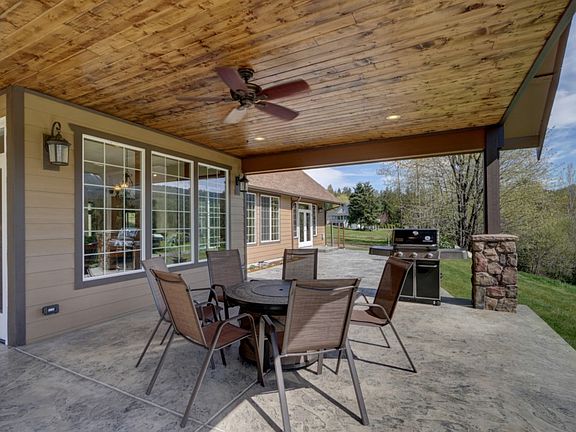 3rd image of 10511 438th Street Ct E