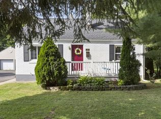 329 N Prospect St, Washington, NJ 07882