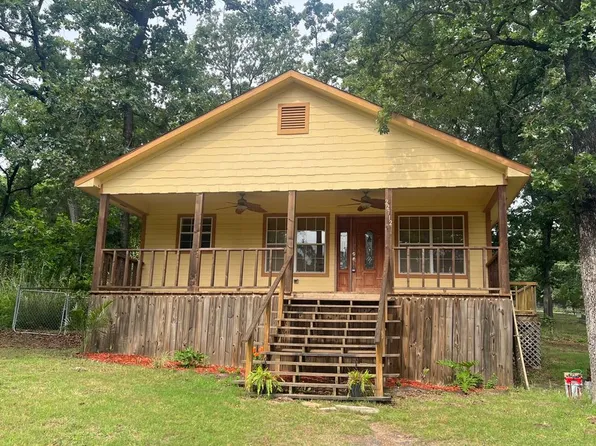 22712 Creekwood Dr, Flint, TX 75762