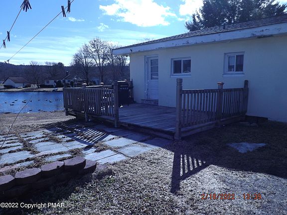 3rd image of 6210 Oak Ln
