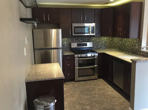 2406 Rabbit Run Rd, Marlton, NJ 08053