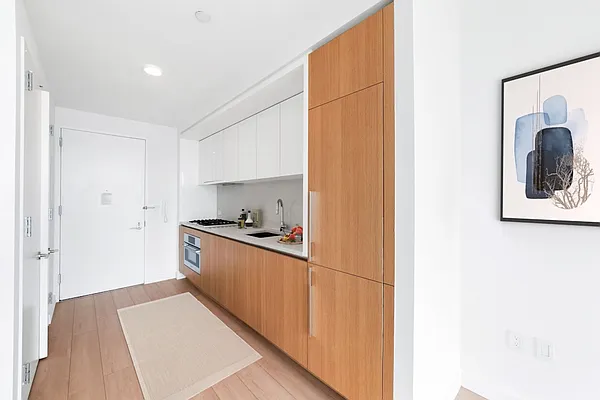 Rented by The Moinian Group | media 3