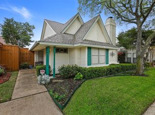 2034 Whippoorwill Ln, Carrollton, TX 75006