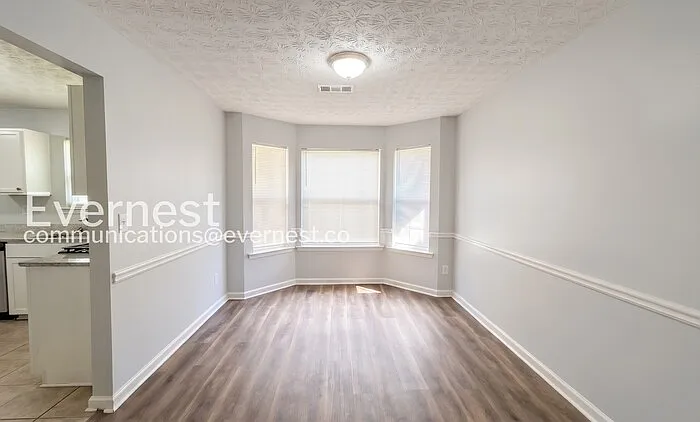2410 Lafortune Dr — Photo 7