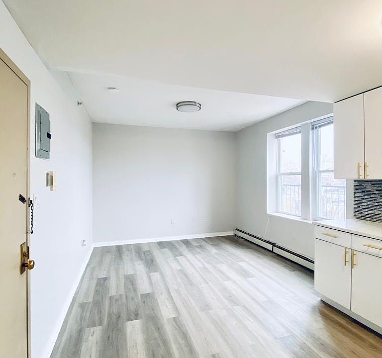 2nd image of 20 Emory St #4B