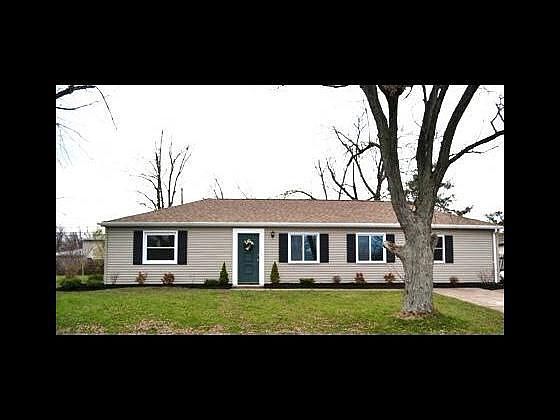 2nd image of 412 Campus Dr