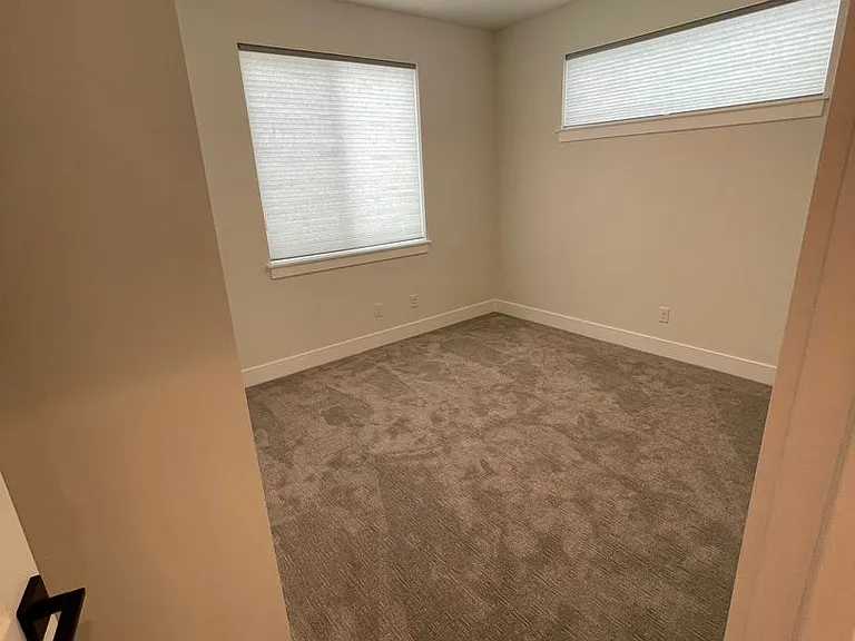 513 Spaniel Ln — Photo 26