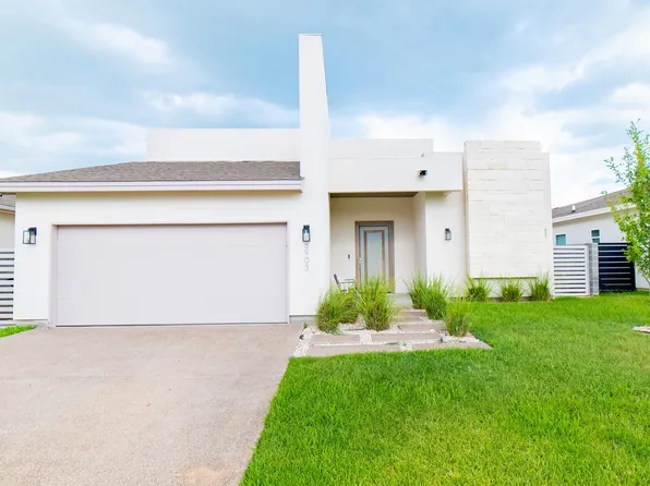 8903 Stream Ln, Laredo, TX 78045