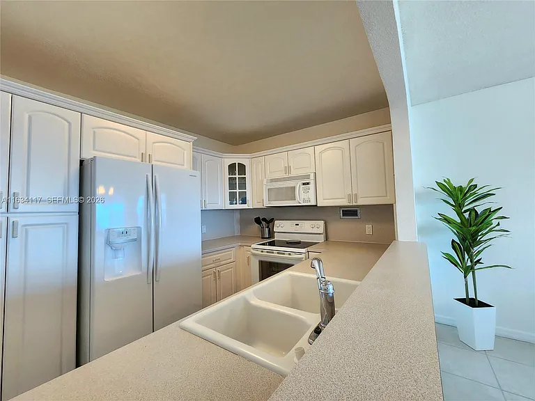 3505 S Ocean Dr #1406 — Photo 10