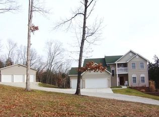 800 Honeyridge Rd, Catawissa, MO 63015