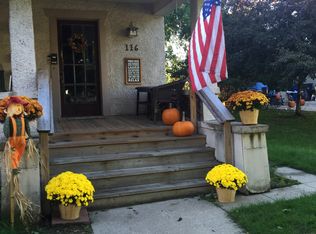 116 N Barnard St, Howell, MI 48843