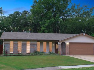 210 S 164th East Pl, Tulsa, OK 74108