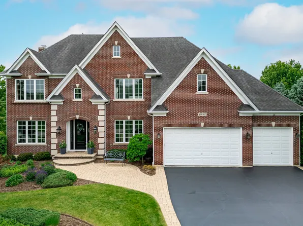 40W927 Campton Trail Rd, St Charles, IL 60175