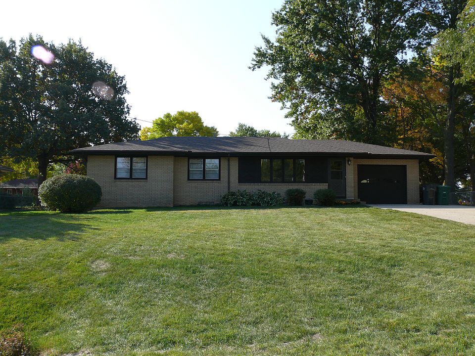1st image of 1350 NW 70th Pl