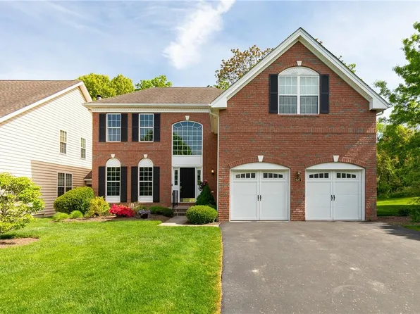 637 Creekside Lane, Fishkill, NY 12524