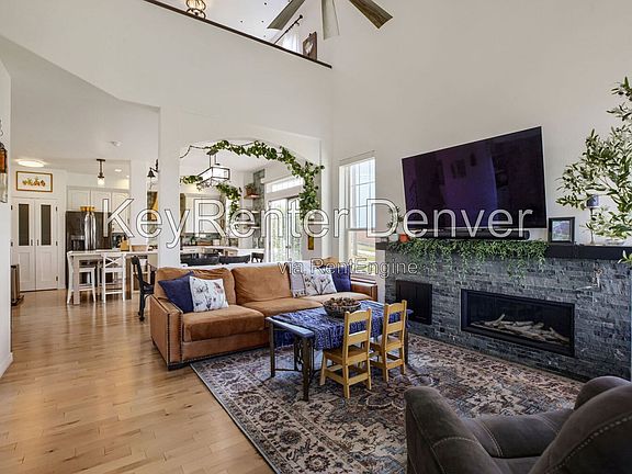 5th image of 3420 W 98th Pl Unit C