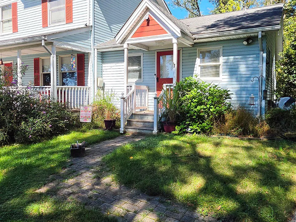 13220 Frederick Rd