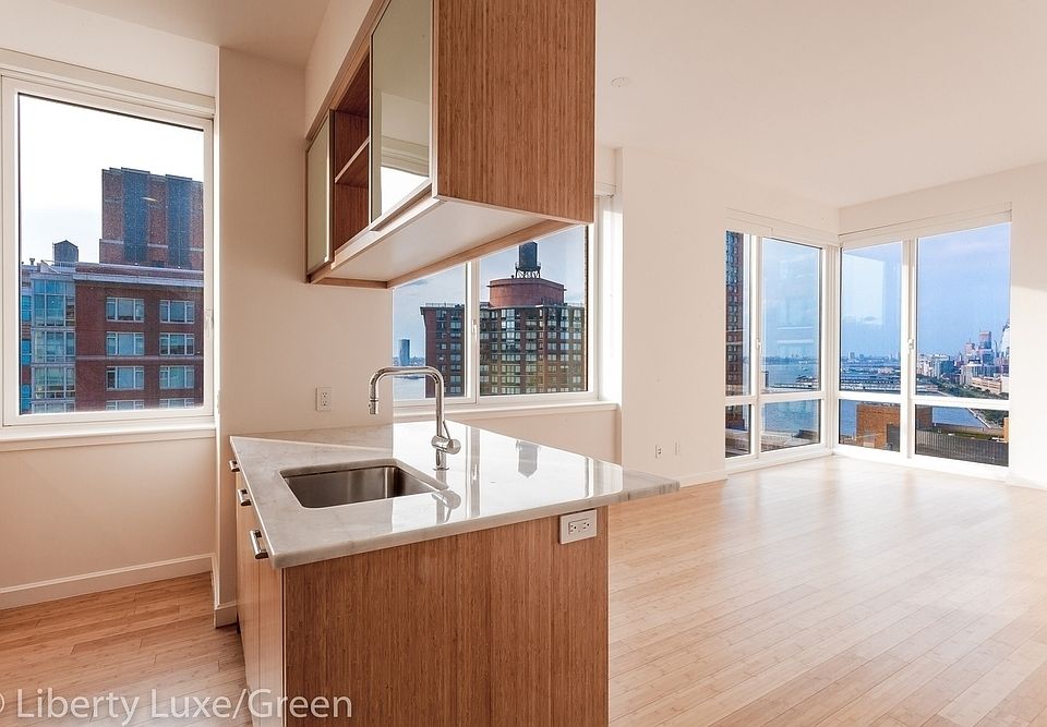 1st image of 300 N End Ave APT 22D