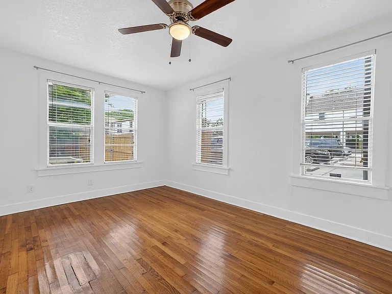 3144 Cockrell Ave — Photo 15