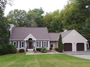 95 W Lake Dr, Taunton, MA 02780