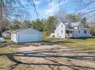 5915 Symons Rd, Cedar Falls, IA 50613