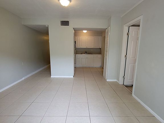 3rd image of 824 S School Ave #826