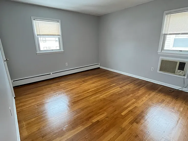 840 Hobson St #2 — Photo 6