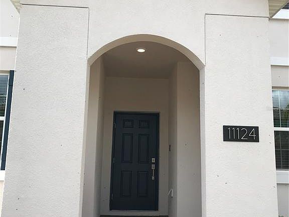 2nd image of 11124 Longleaf Woods Dr