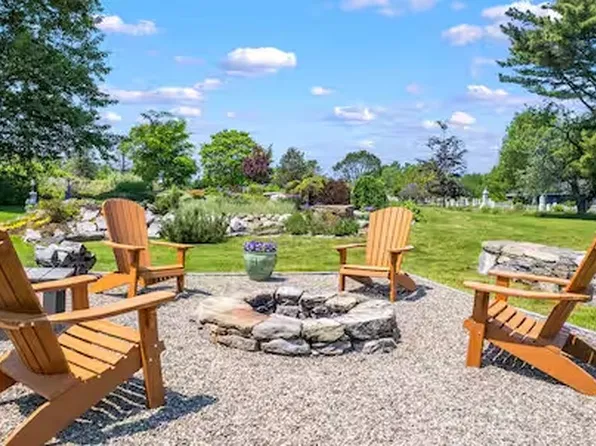 1496 Harpswell Neck Rd, Harpswell, ME 04079