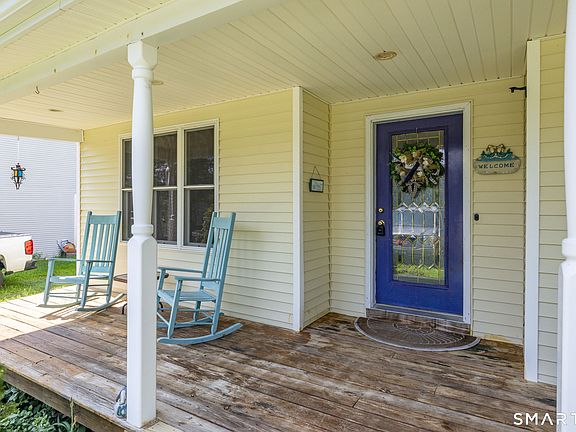 2nd image of 296 Lakemere Drive