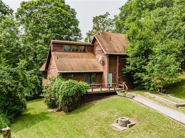 1623 White Oak Run Rd, Walker, WV 26180