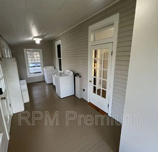 8222 Highway 955 E — Photo 42