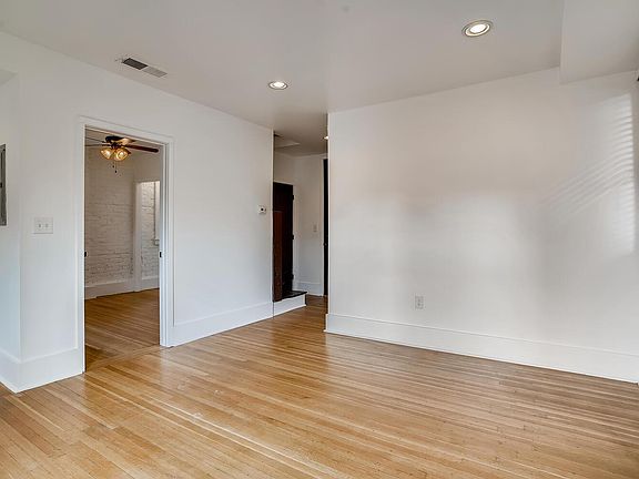 4th image of 1307 N Franklin St APT 4