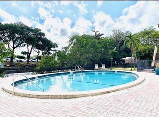 9 NE 19th Ct APT C215, Fort Lauderdale, FL 33305