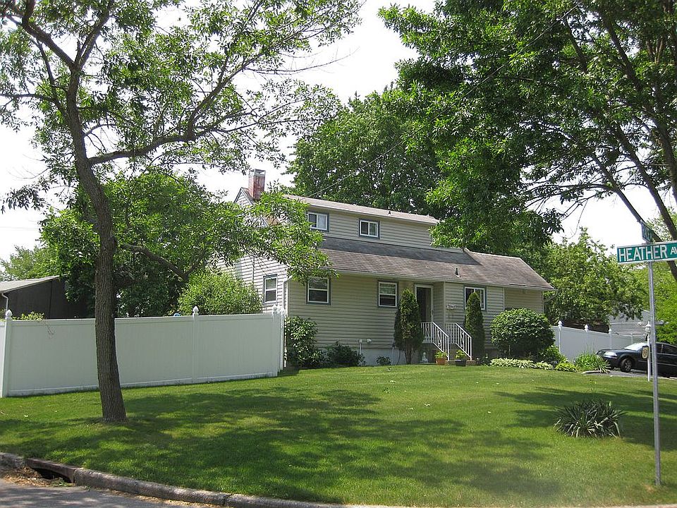 1st image of 2602 Race Ave