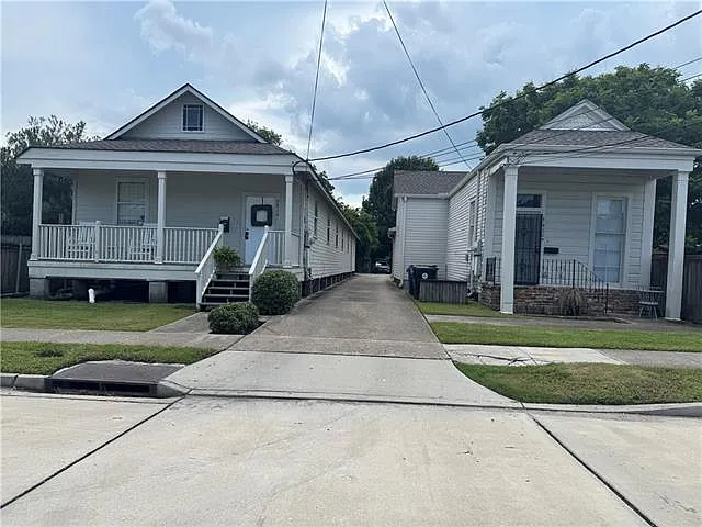 2 bed, 1.0 bath, 1000 sqft, $1,550 — Photo 1