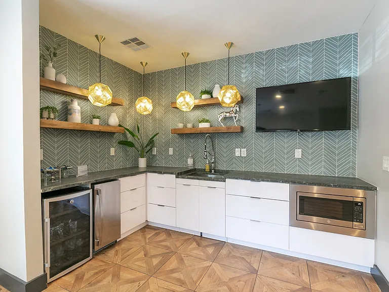 Community Mini-Kitchen at Willowest in Lindbergh in Atlanta, GA 30324