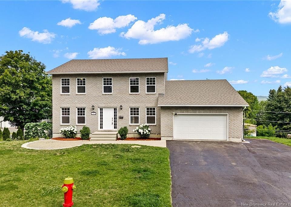 1st image of 145 Coburn Ct