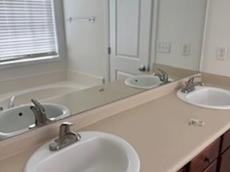 534 Cobblestone Cir — Photo 12