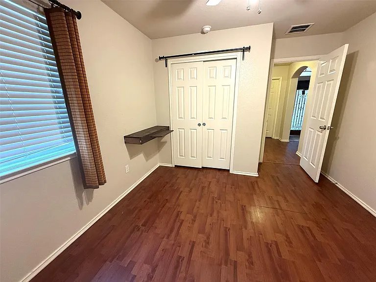 11205 McKinney Springs Dr — Photo 6
