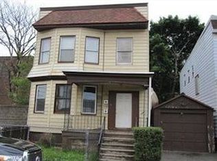 10 Howard St, Irvington, NJ 07111