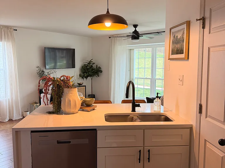 1609 Forest Springs Ln #B — Photo 9
